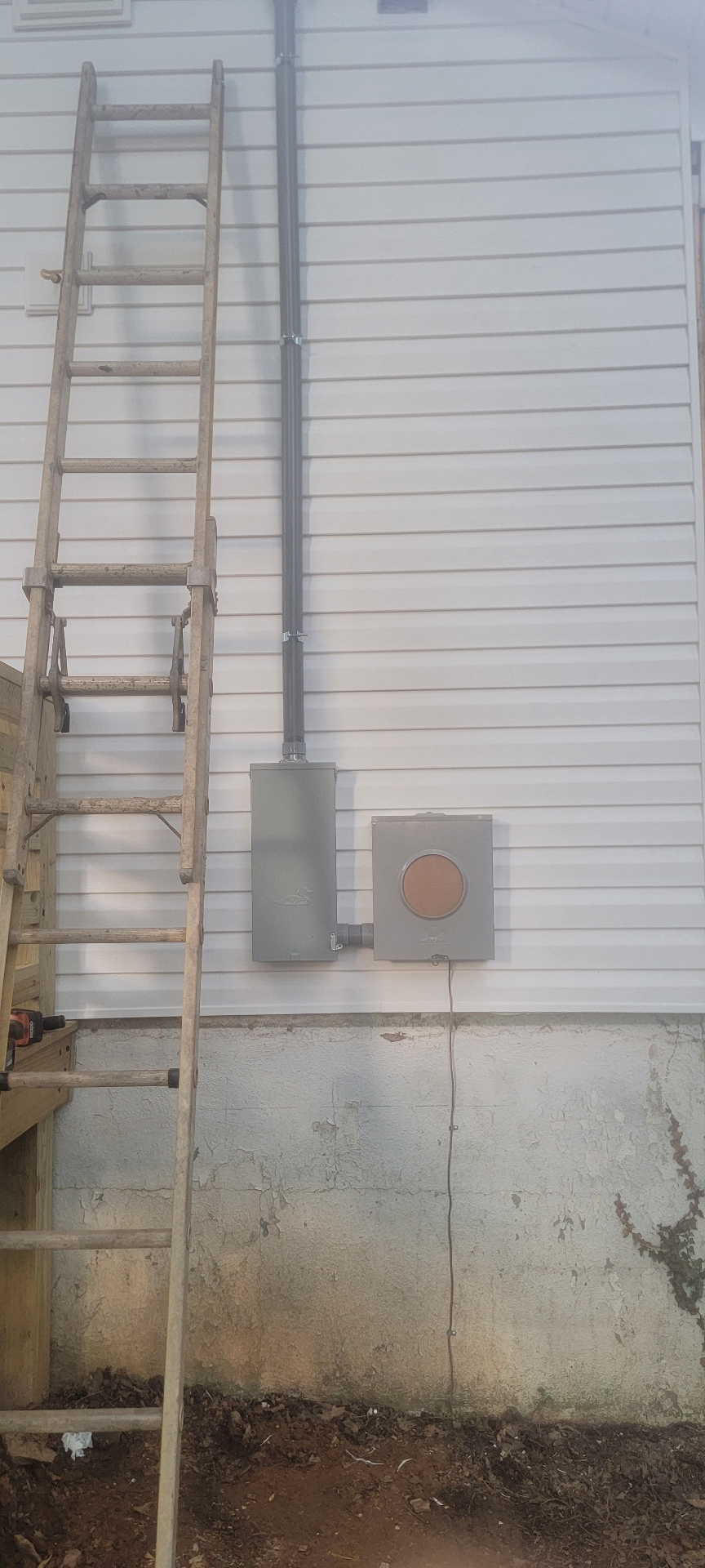 Residential Electrical Service Meter Installation